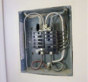 No aluminum branch wiring found in this mid 70’s panel